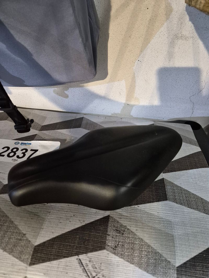 Fizik Mistica 2023 Saddles & Seatposts de segunda mano