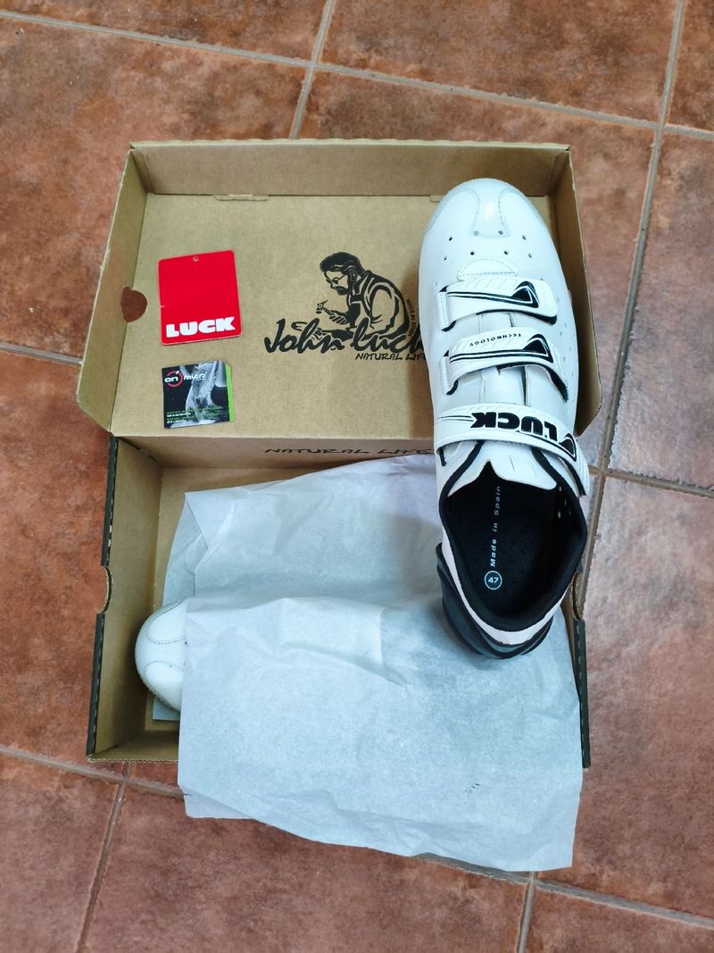 Käytetty 100% Carbon Shoes Cycling Shoes