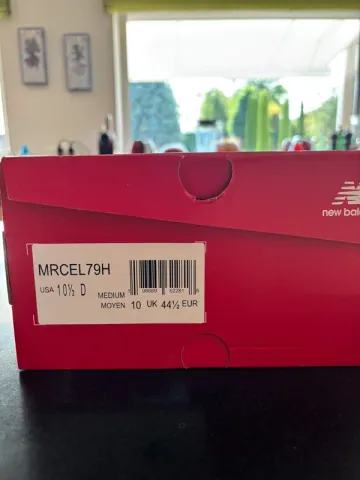 Käytetty New Balance FuelCell SuperComp Elite v5 bike — kuva 1 / 10