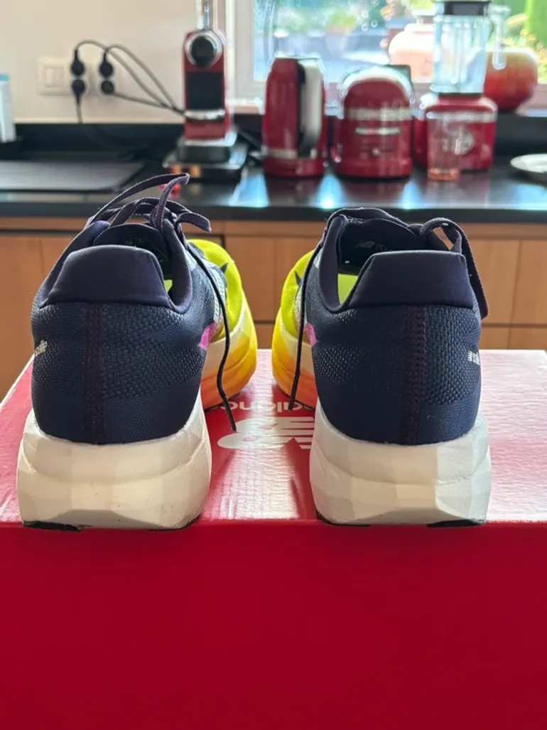 Käytetty New Balance FuelCell SuperComp Elite v5 bike — kuva 7 / 10