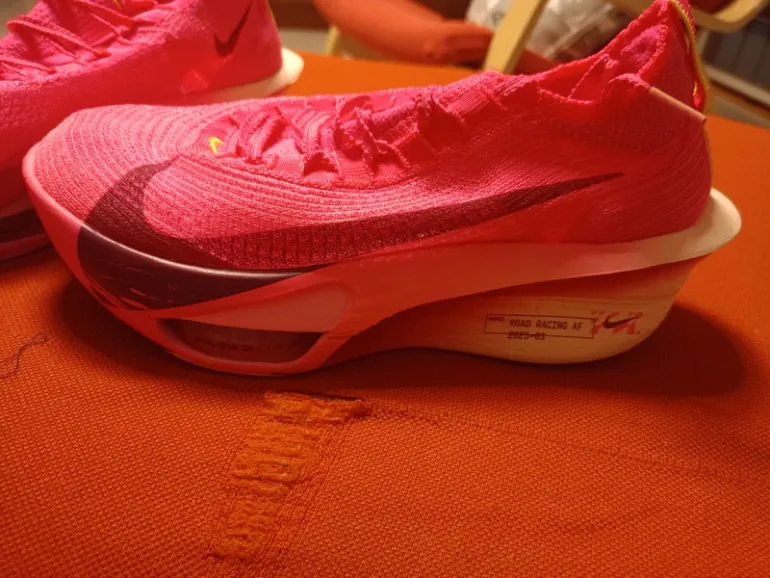 Použité Nike Air Zoom Alphafly 3 bike — obrázek 2 z 9