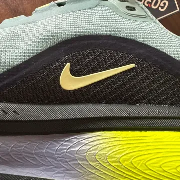 Käytetty Nike Vomero 18 GTX bike — kuva 14 / 15