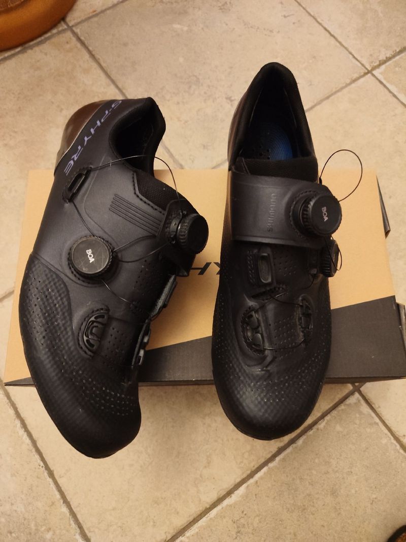 Käytetty Shimano S-Phyre RC902 Cycling Shoes
