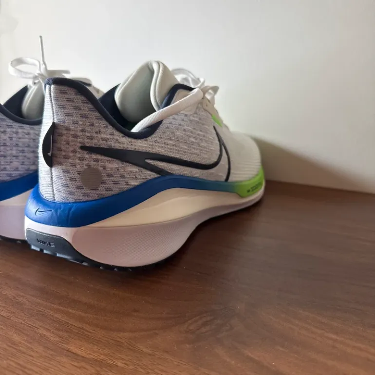 Käytetty Nike Vomero 17 bike — kuva 11 / 15