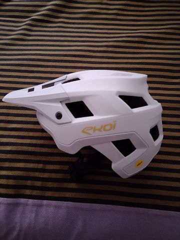 Ekoi Perf Enduro Forest MIPS Helmet 2026 bike usato — immagine 2 di 5