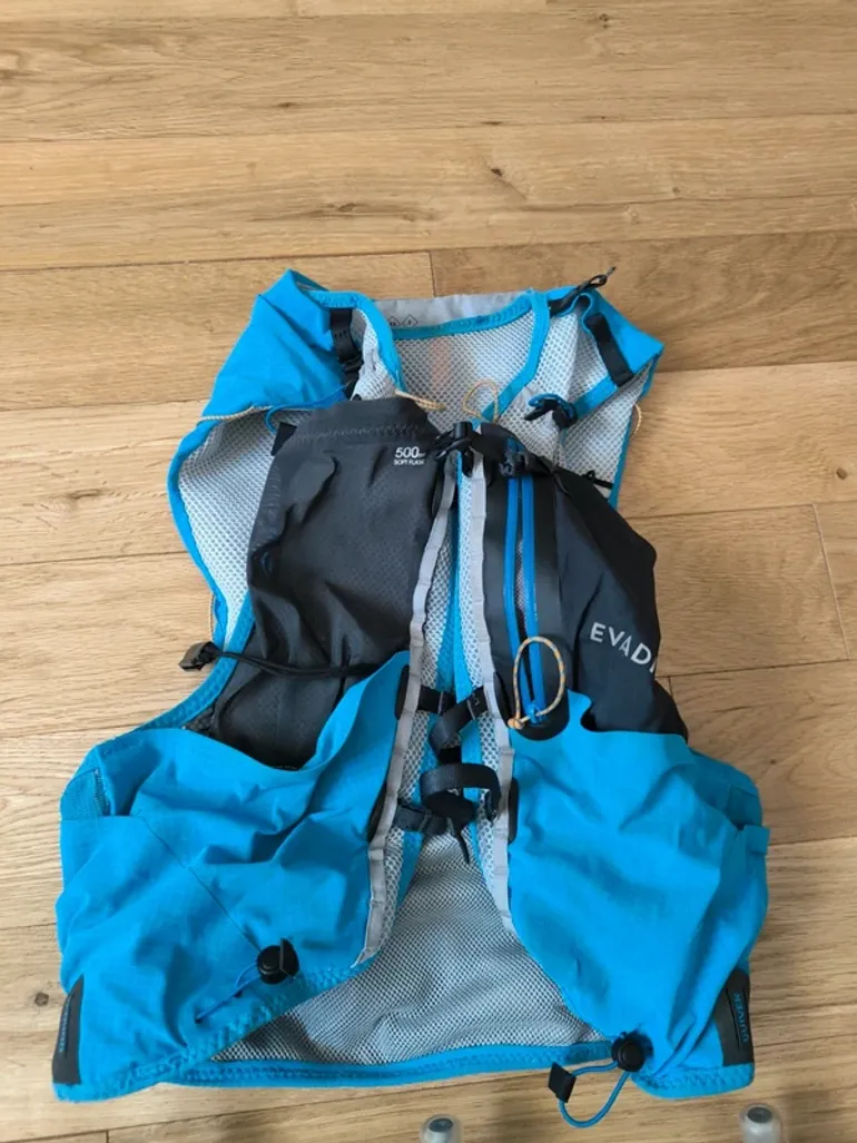 Brugt Decathlon Sac trail 10l bike — billede 2 af 4