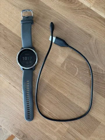 Used Garmin vivoactive 4 bike — image 3 of 3