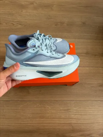 Brugt Nike Zoom Fly 6 bike — billede 1 af 6