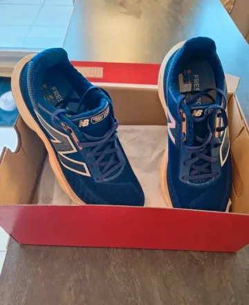 New Balance Fresh Foam X 1080 bike usato — immagine 5 di 8