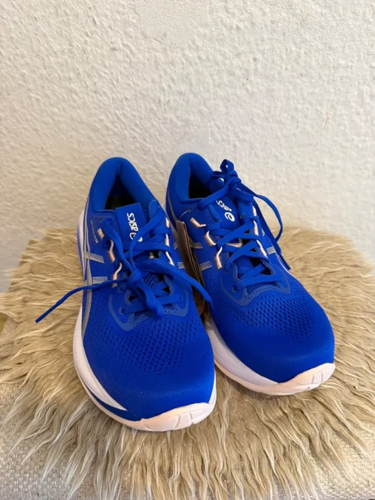Asics Gel-Cumulus 28 bike usato — immagine 3 di 4