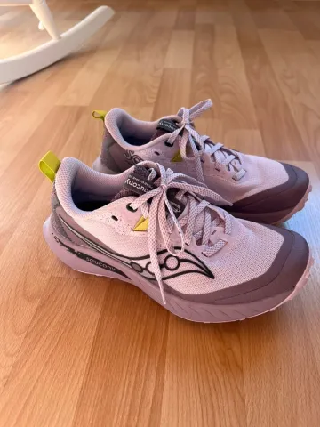 Saucony Peregrine 15 bike usato — immagine 1 di 4
