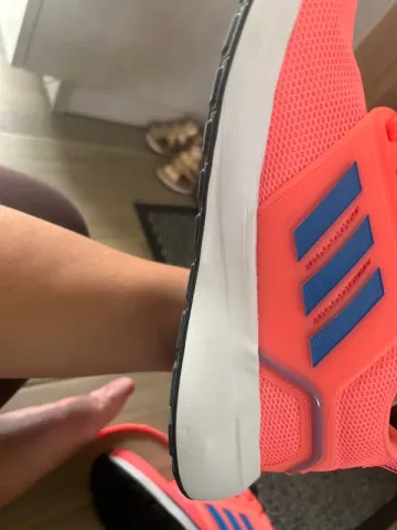 Adidas EQ19 RUN SHOES bike usato — immagine 7 di 7