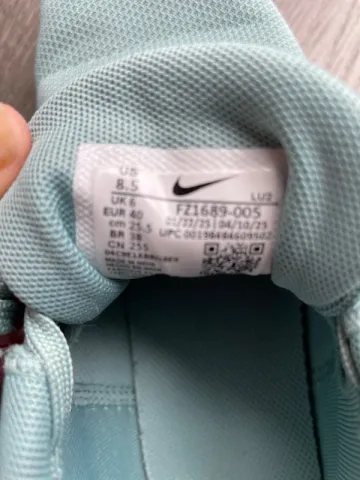 Nike Air Zoom bike usato — immagine 4 di 4