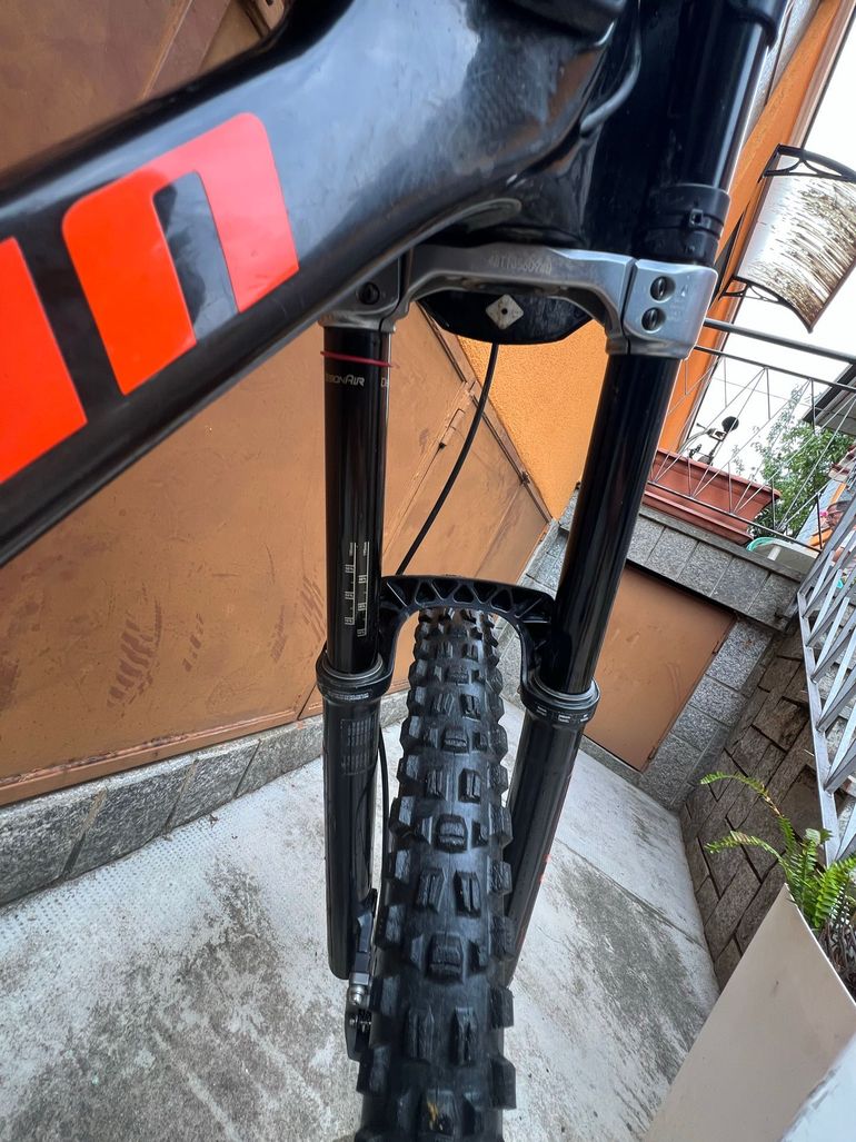 RockShox BoXXer Fork bike usato — immagine 3 di 7