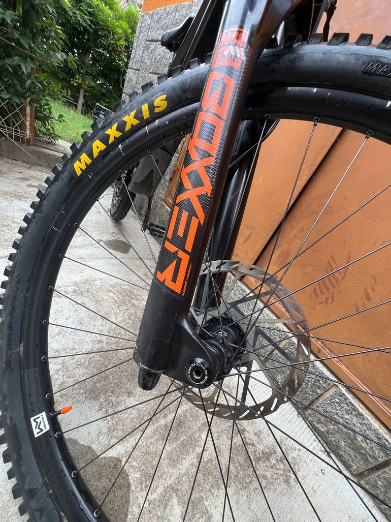RockShox BoXXer Fork bike usato — immagine 4 di 7