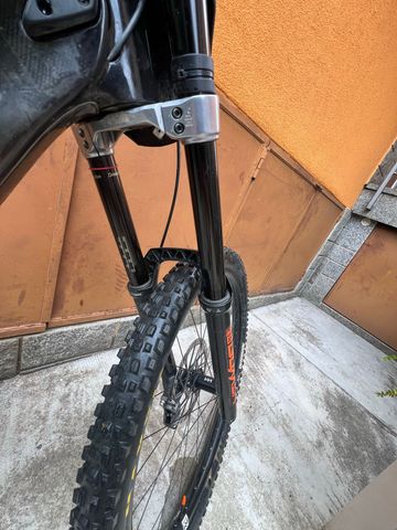RockShox BoXXer Fork bike usato — immagine 2 di 7