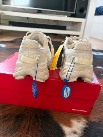 Brugt New Balance WTMORET3-55W bike — billede 6 af 10