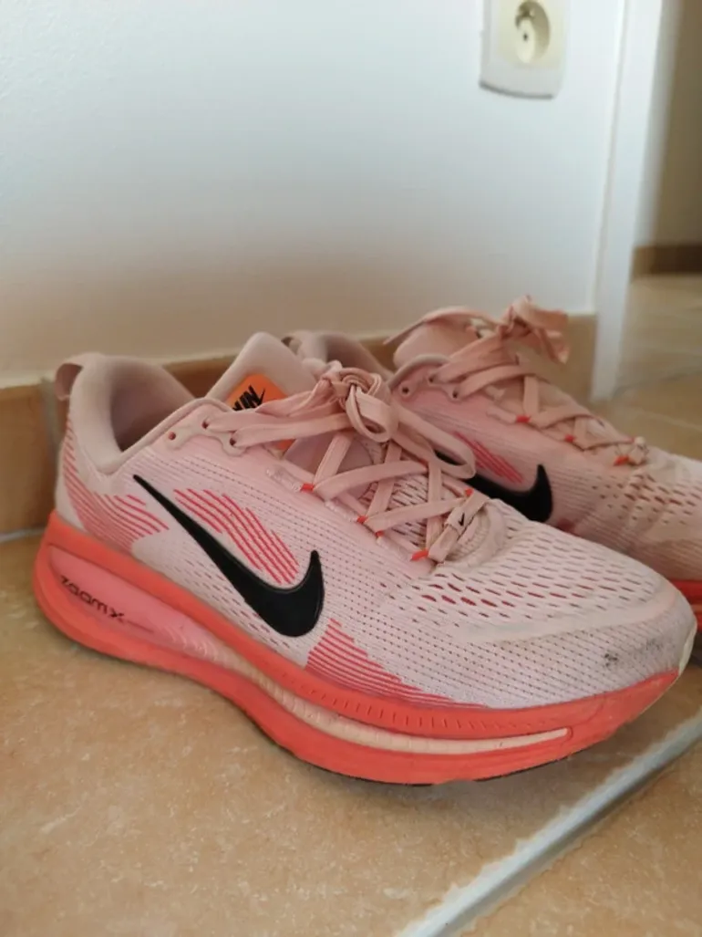 Brugt Nike Vomero 18 bike — billede 6 af 6