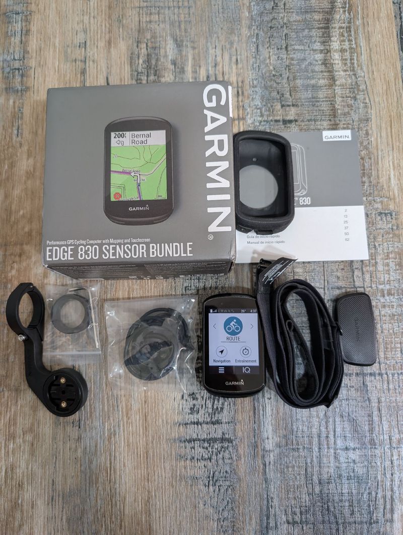Used Garmin Edge 830 + HRM-Dual Cycling Accessories