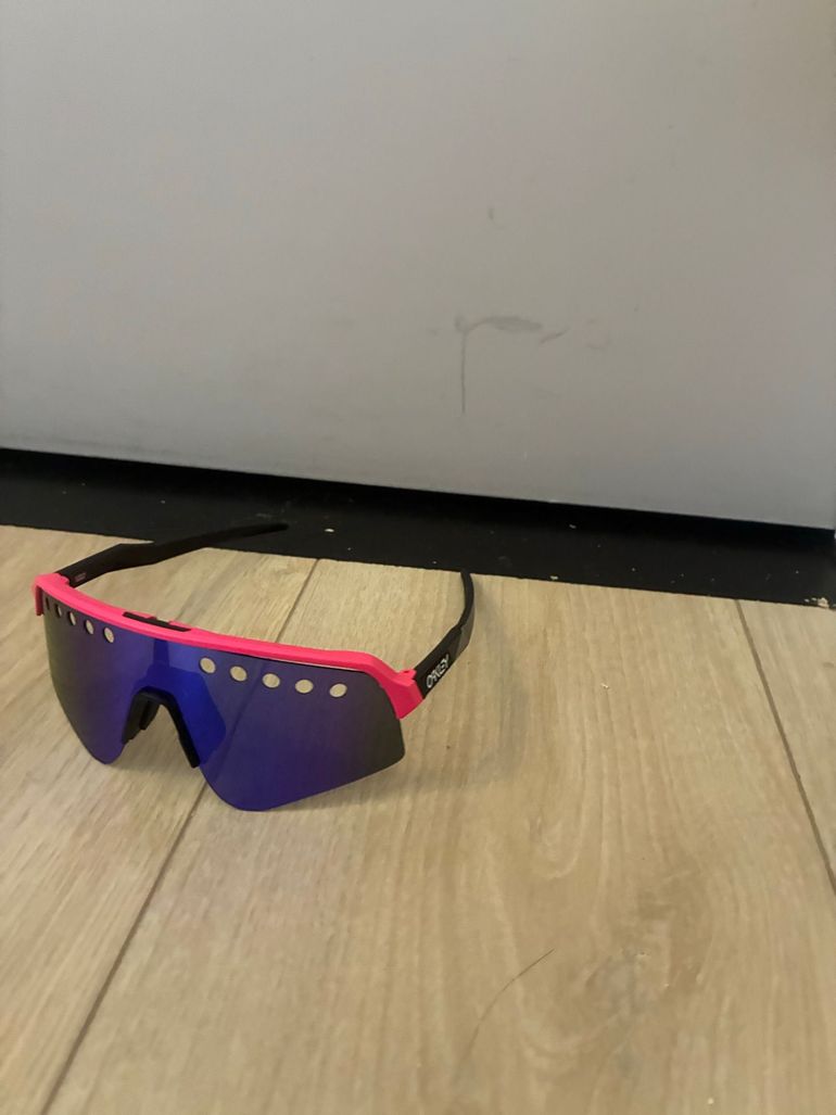 Oakley Sutro Lite 2025 bike usato — immagine 3 di 4
