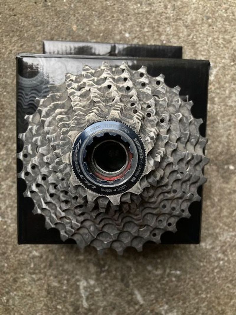 Tweedehands Shimano Ultegra Cassette 11/30 Drivetrain & Pedals