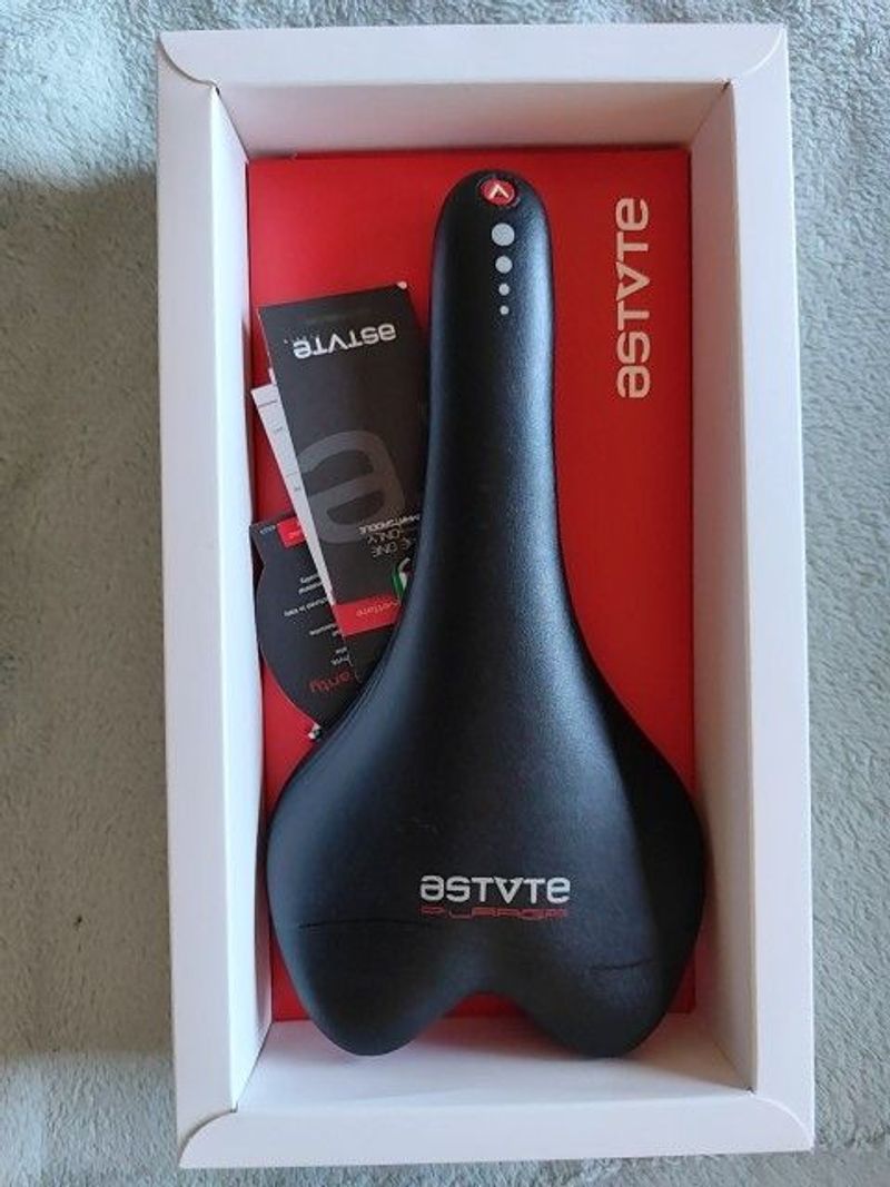 ASTUTE Skylite SR Carbon Saddles & Seatposts d'occasion