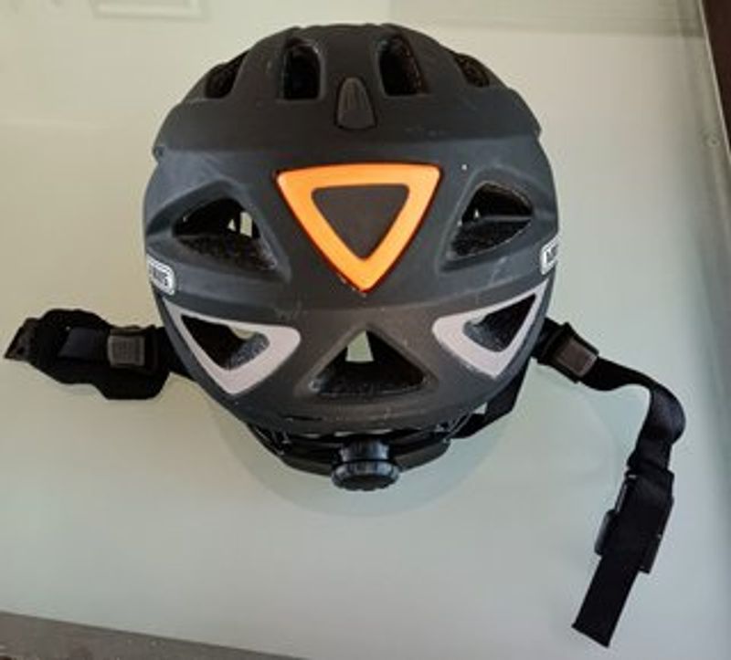 Tweedehands ABUS Casco Bici/Monopattino con LED Cycling Accessories