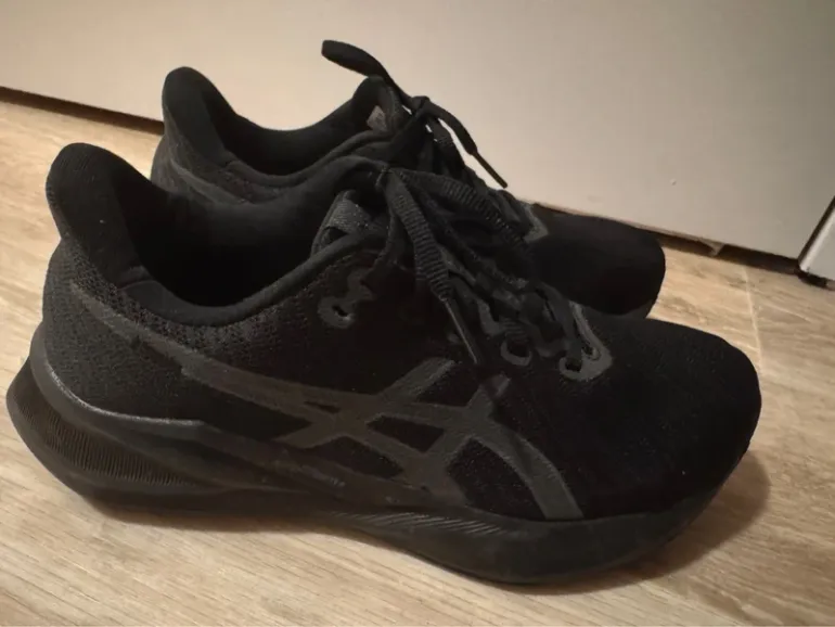 Käytetty Asics Running Shoes bike — kuva 5 / 6