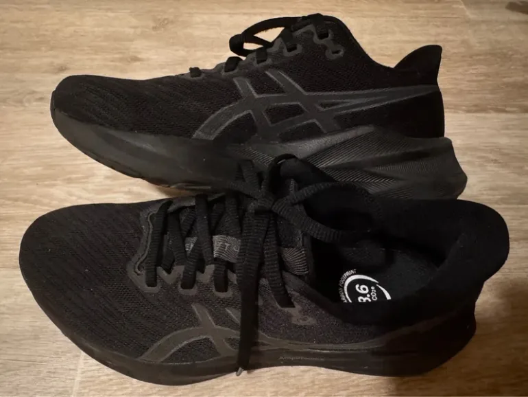 Käytetty Asics Running Shoes bike — kuva 6 / 6