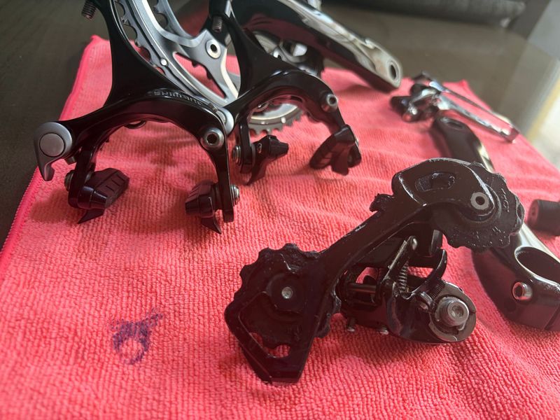Shimano 105 Groupset 2023 Groupset d'occasion