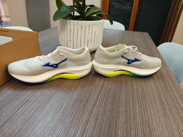 Gebrauchtes Mizuno Hyperwarp Pro 2026 bike — Bild 3 von 8