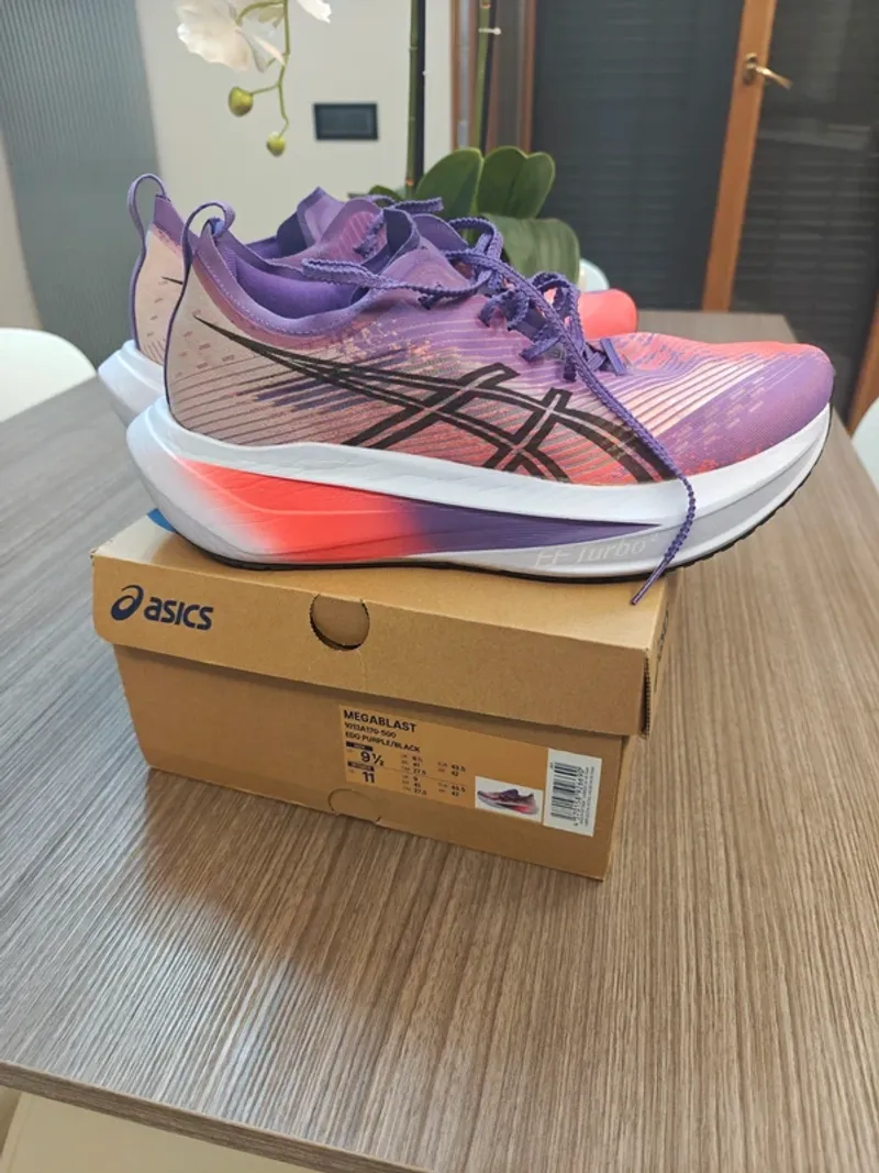 Used Asics Megablast 2026 Running Shoes
