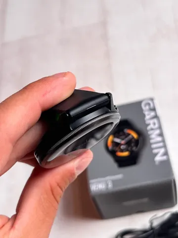 Used Garmin Venu 3 bike — image 7 of 10