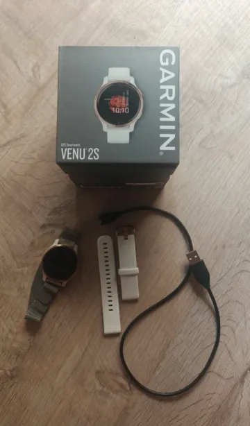 Used Garmin Venu 2s bike — image 1 of 3