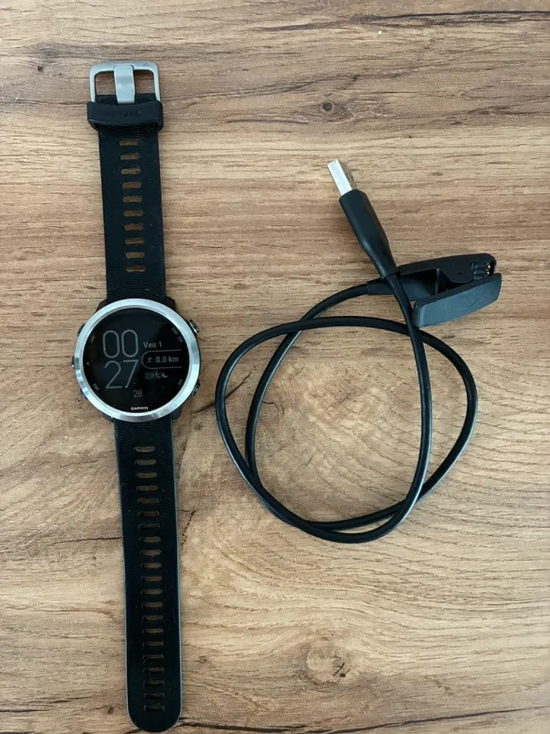 Used Garmin Forerunner 645 Music bike — image 1 of 3
