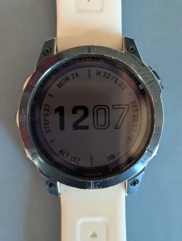 Used Garmin Fenix 7 Sapphire Solar 2022 bike — image 7 of 7