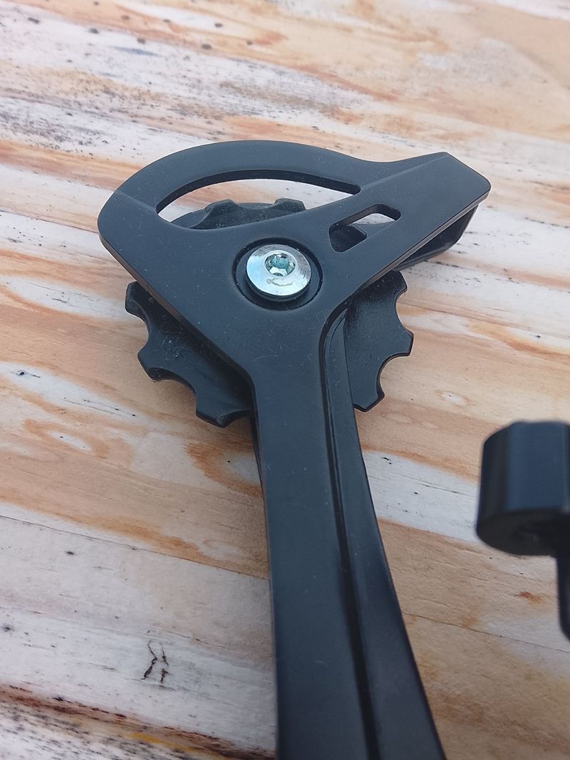 Tweedehands Shimano Altus 2026 Drivetrain & Pedals