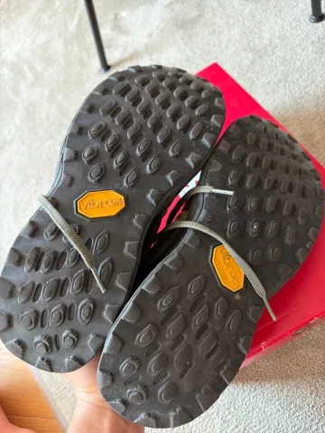 Używany New Balance Hierro bike — zdjęcie 4 z 8