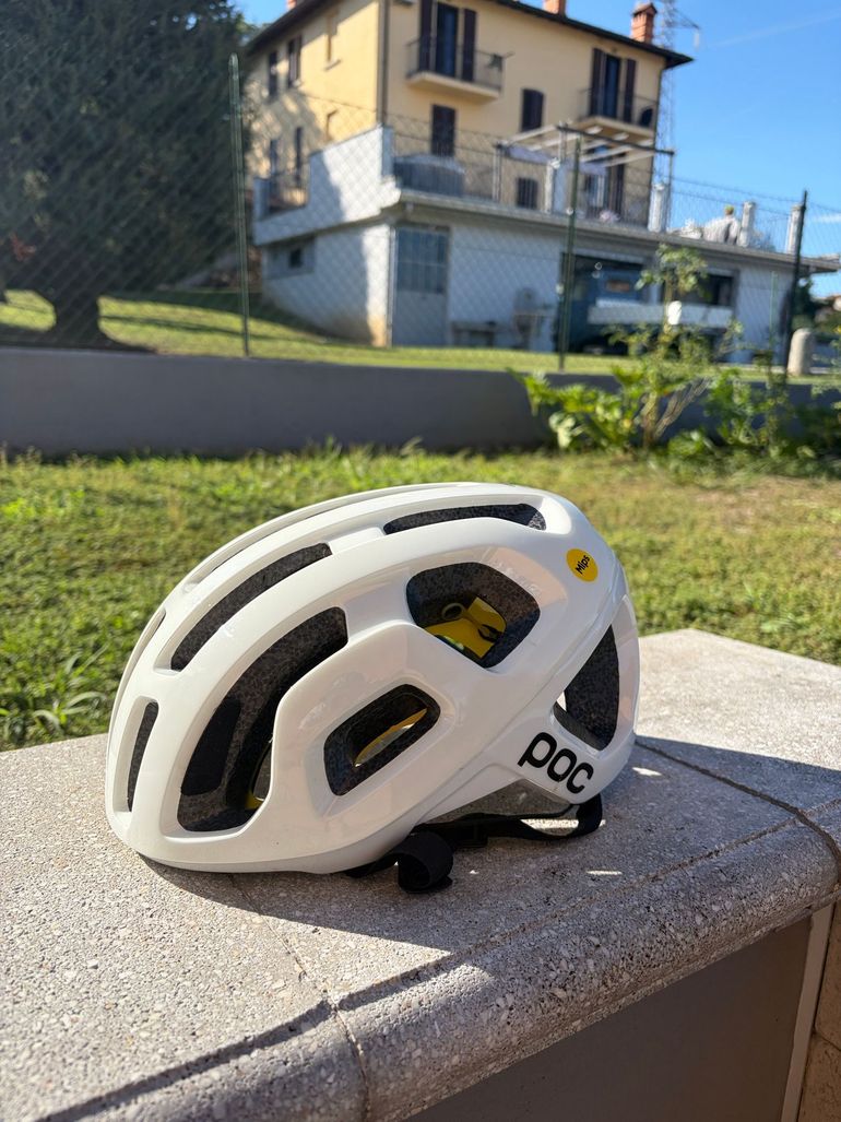POC octal bike d'occasion — image 6 sur 7