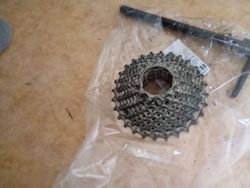 Shimano toagra 2025 Drivetrain & Pedals d'occasion