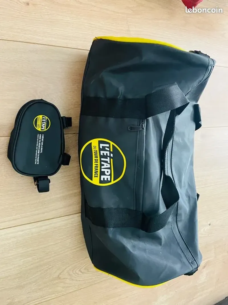 L'Étape du Tour de France 2025 Cycling Accessories de segunda mano