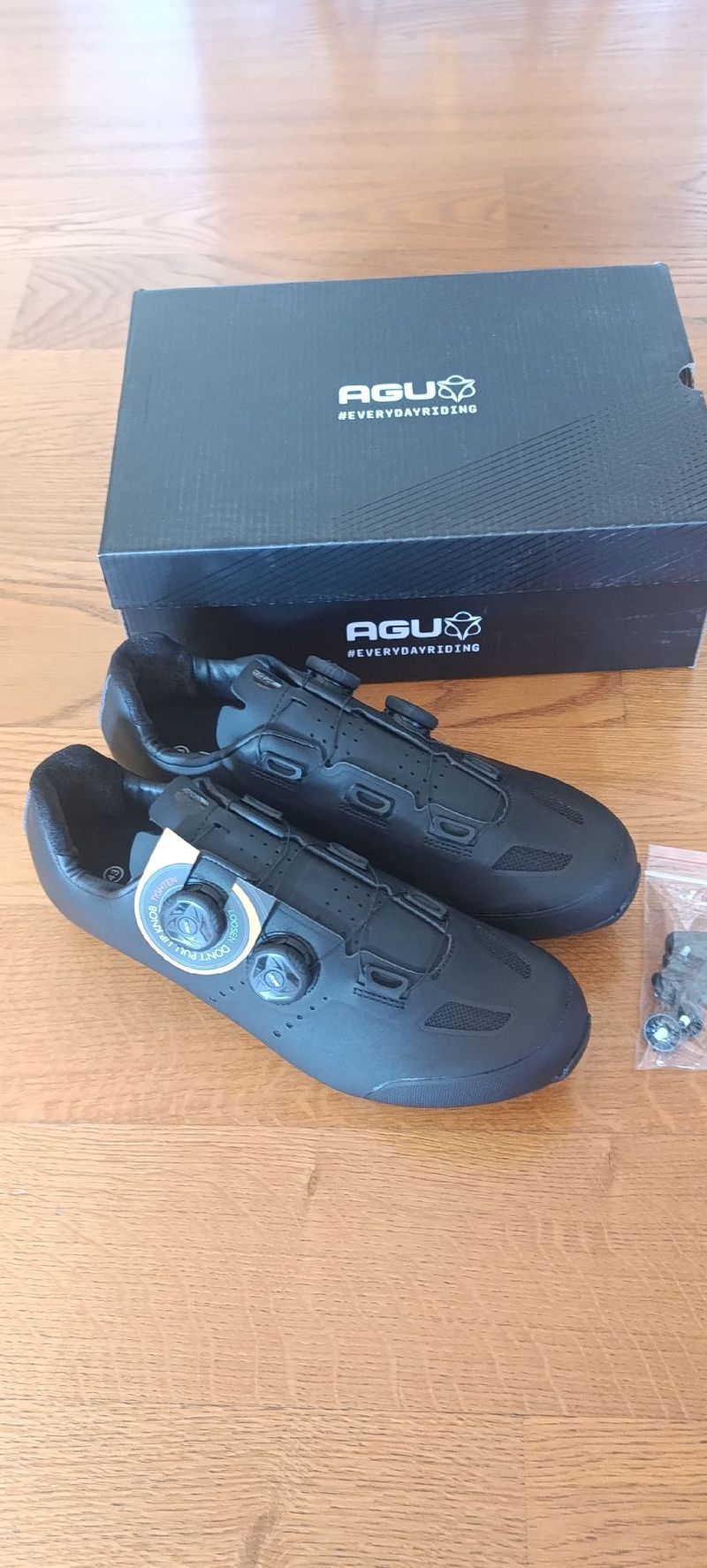 Käytetty AGU M810 2024 Cycling Shoes