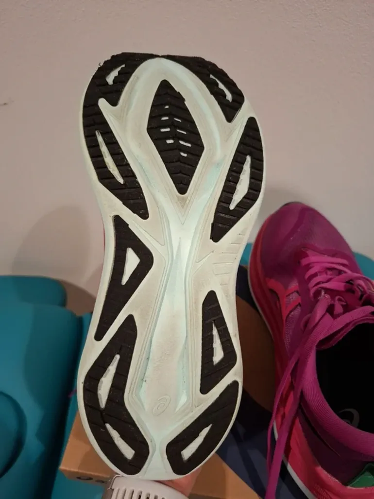 Used Asics Superblast 2 bike — image 4 of 4