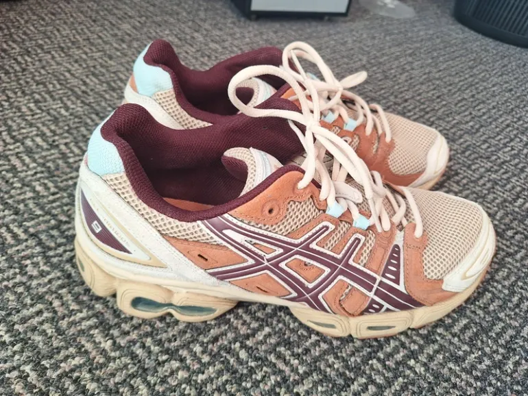 Käytetty Asics Gel Nimbus 9 bike — kuva 2 / 10