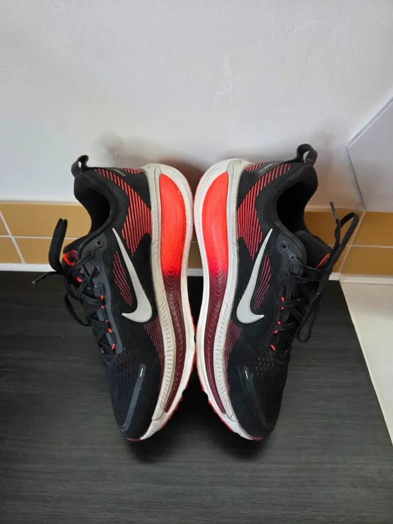 Käytetty Nike Vomero 18 bike — kuva 4 / 14