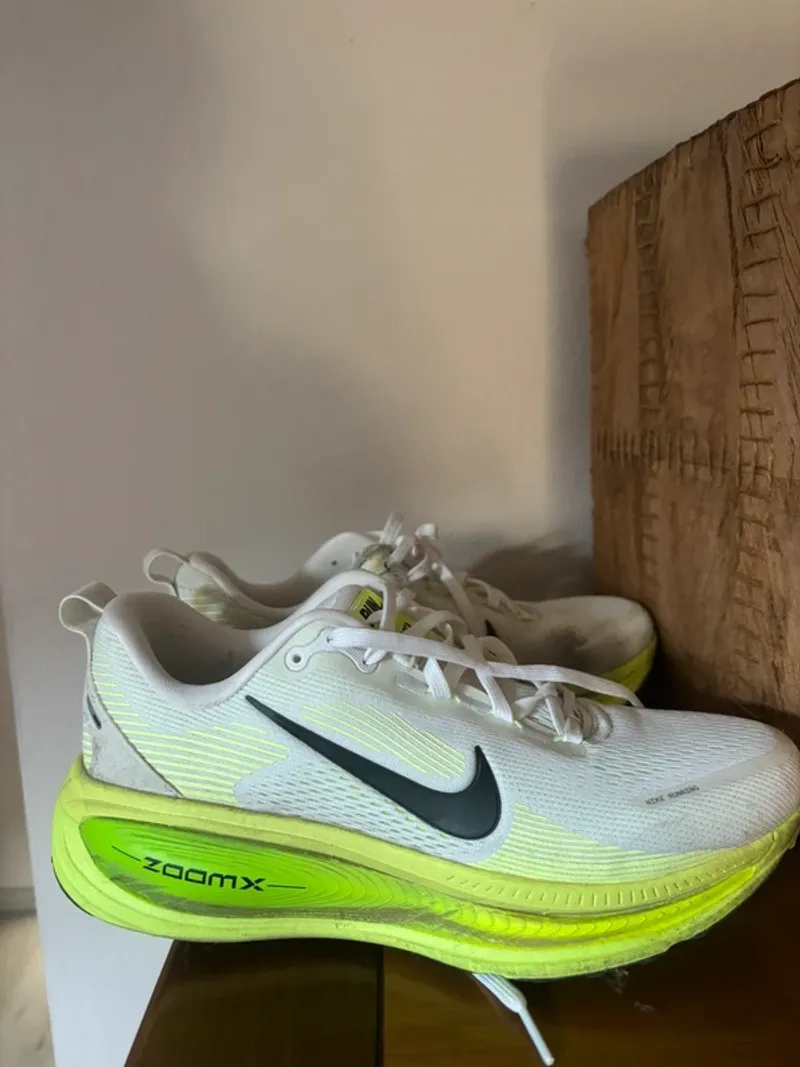 Käytetty Scarpa Vomero Running Shoes