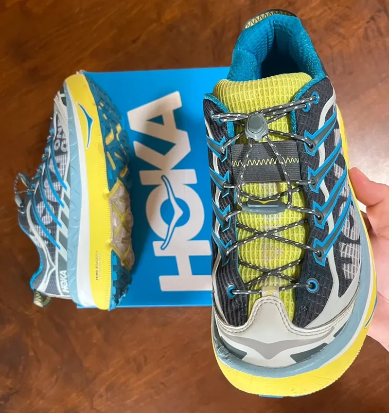 Käytetty Hoka Mafate Origins Running Shoes