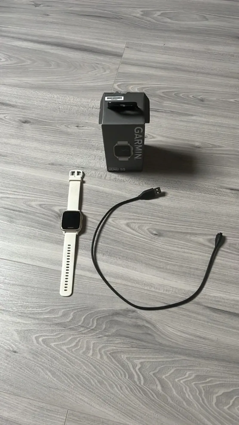 Used Garmin Venu Sq Electronics