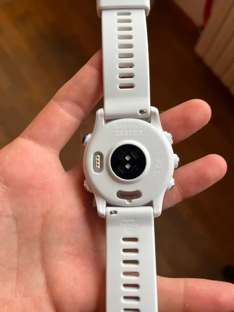 Used Garmin Forerunner 255 Music bike — image 4 of 8