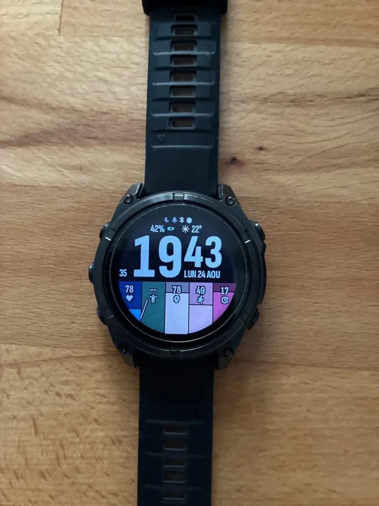 Tweedehands Garmin fenix 8 solar sapphire bike — afbeelding 2 van 2